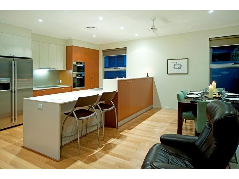 6162 Lugano Drive East, Hope Island QLD 4212