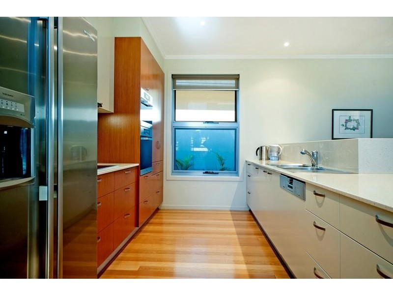 6162 Lugano Drive East, Hope Island QLD 4212