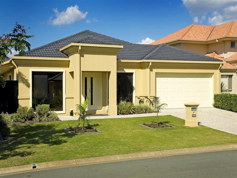 2560 Cressbrook Drive, Hope Island QLD 4212