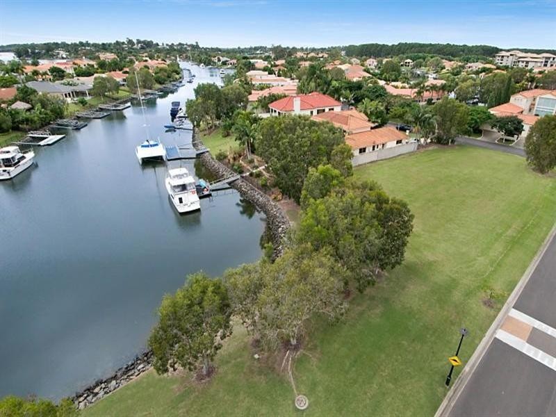 1090 Killymoon Drive, Hope Island QLD 4212