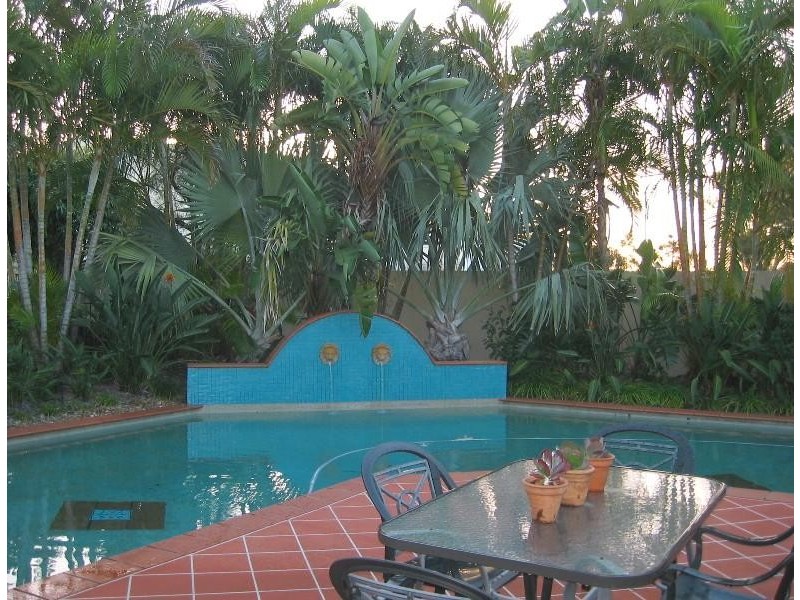 8502 Magnolia Drive West, Hope Island QLD 4212