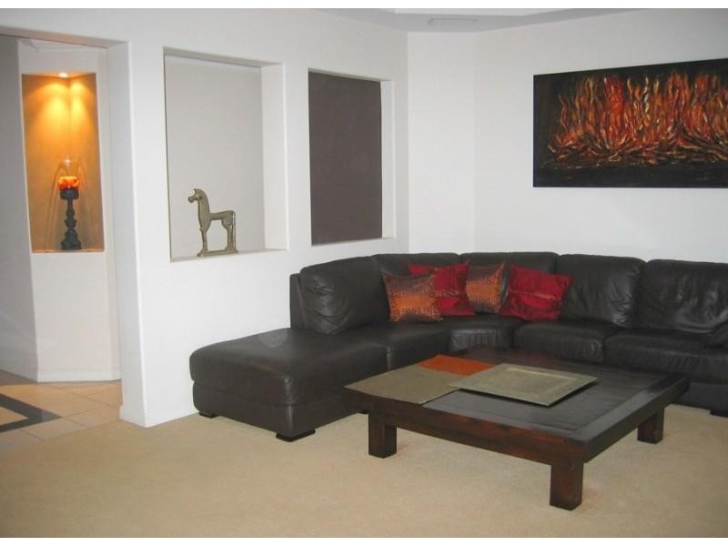 8502 Magnolia Drive West, Hope Island QLD 4212