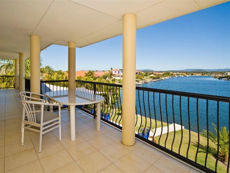 26 Parkwater Terrace, Helensvale QLD 4212