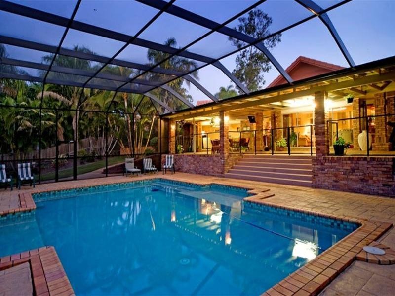 9 Riverdowns Crescent, Helensvale QLD 4212