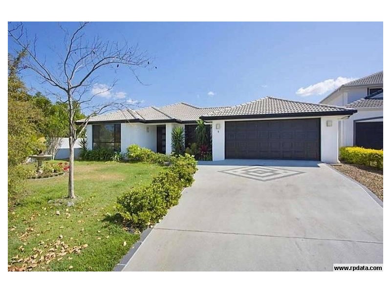 1 Calmwater Crescent, Hope Island QLD 4212