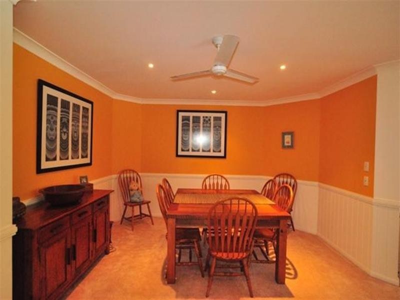 16 Westpark Court, Helensvale QLD 4212