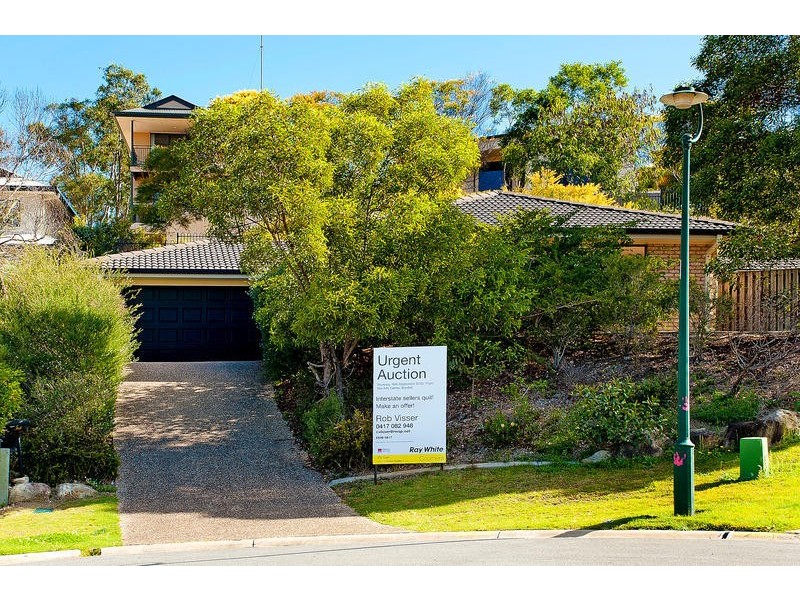 8 Gould Place, Pacific Pines QLD 4211