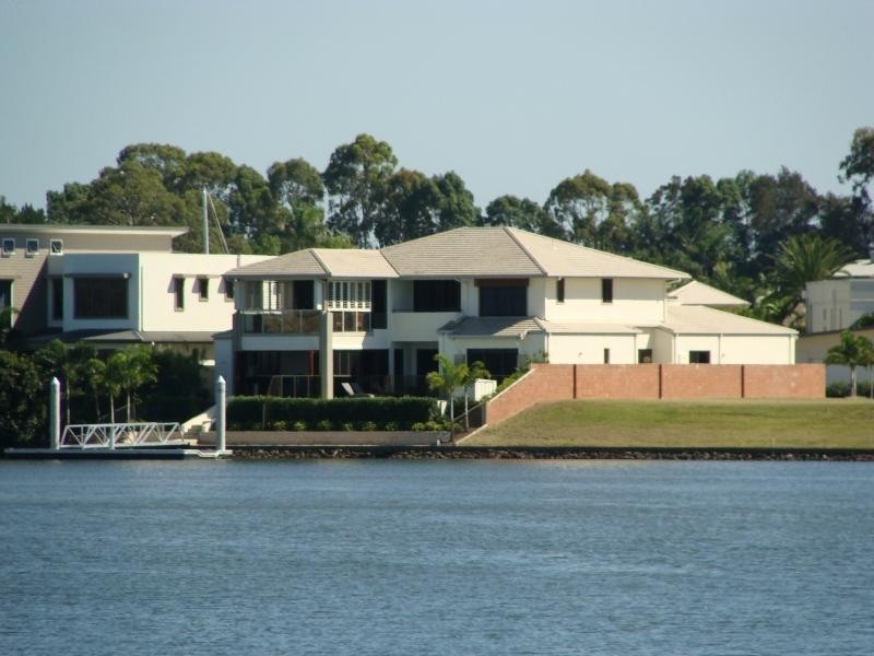 2006 The Circle, Sanctuary Cove QLD 4212