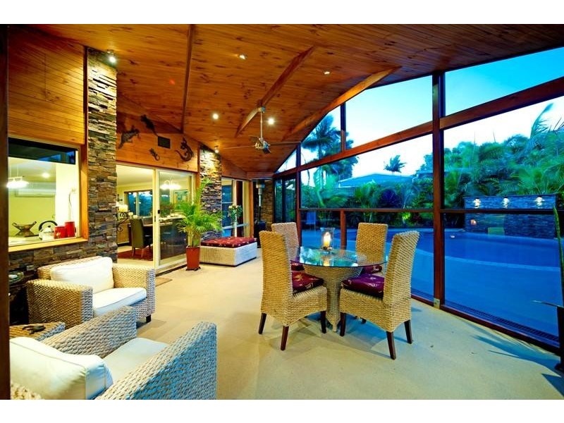 99 Monterey Keys Drive, Helensvale QLD 4212