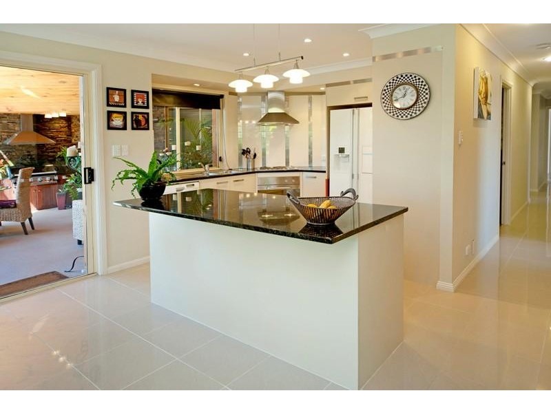 99 Monterey Keys Drive, Helensvale QLD 4212