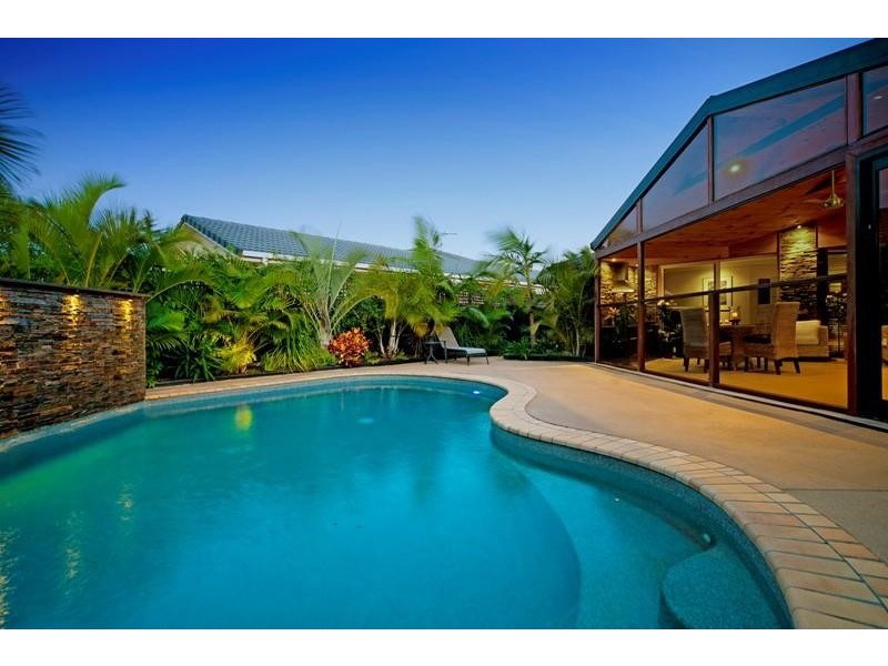 99 Monterey Keys Drive, Helensvale QLD 4212