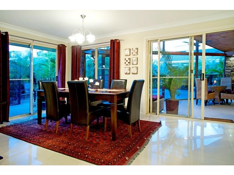 99 Monterey Keys Drive, Helensvale QLD 4212