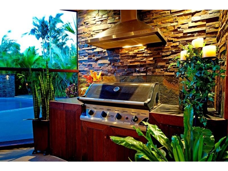 99 Monterey Keys Drive, Helensvale QLD 4212