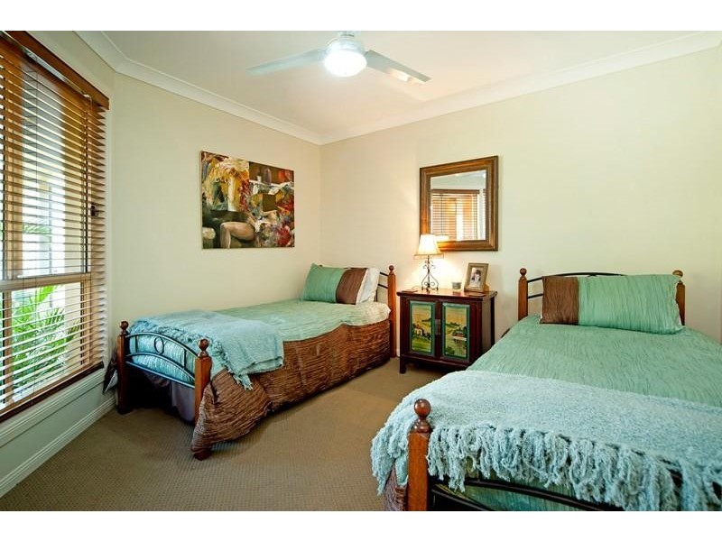 99 Monterey Keys Drive, Helensvale QLD 4212