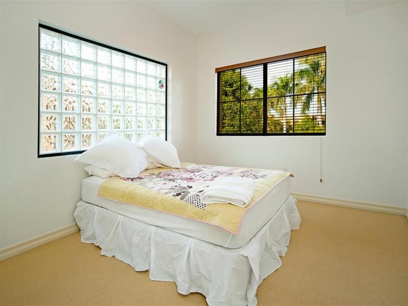 3247 The Palladian Drive, Hope Island QLD 4212