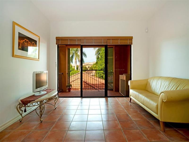 3247 The Palladian Drive, Hope Island QLD 4212