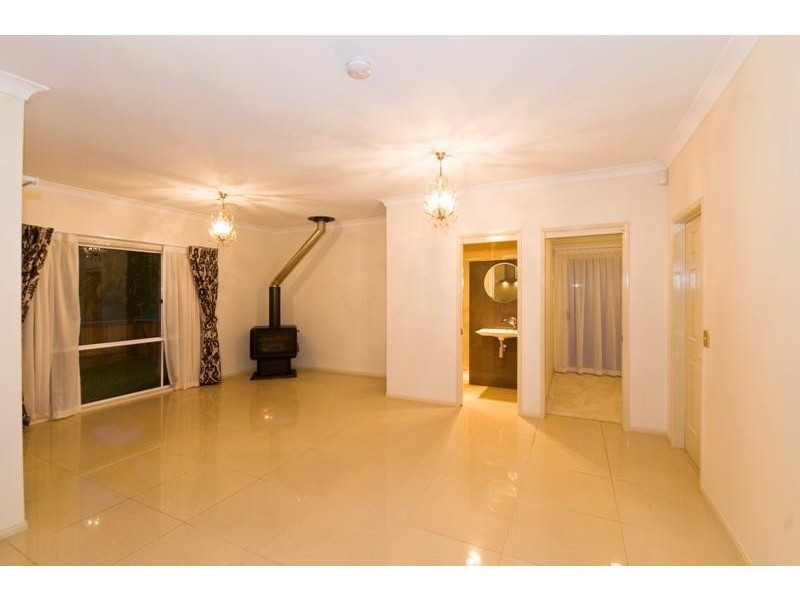 2 Milkbush Court, Bonogin QLD 4213