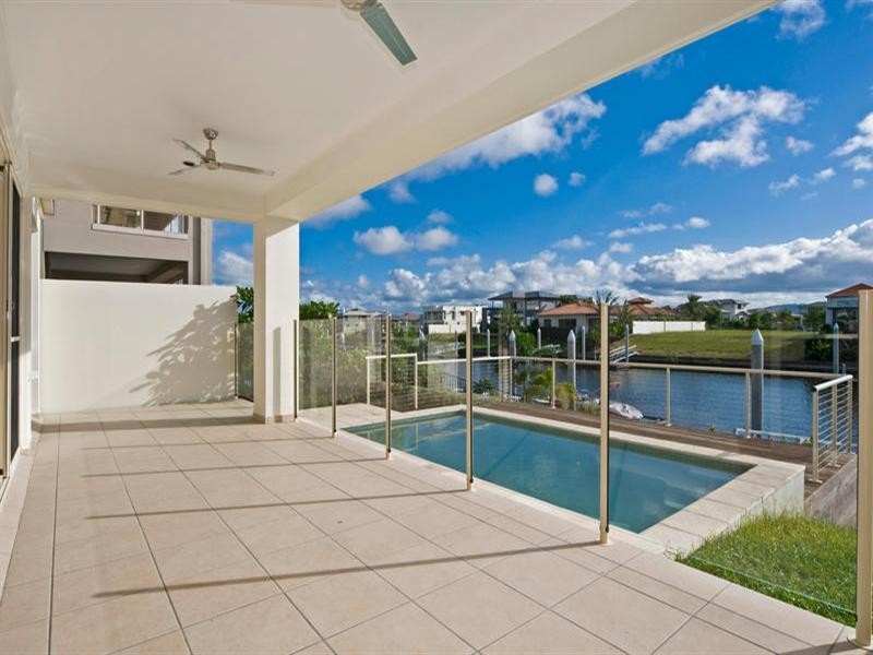 7404 Ellensbrook Drive, Hope Island QLD 4212