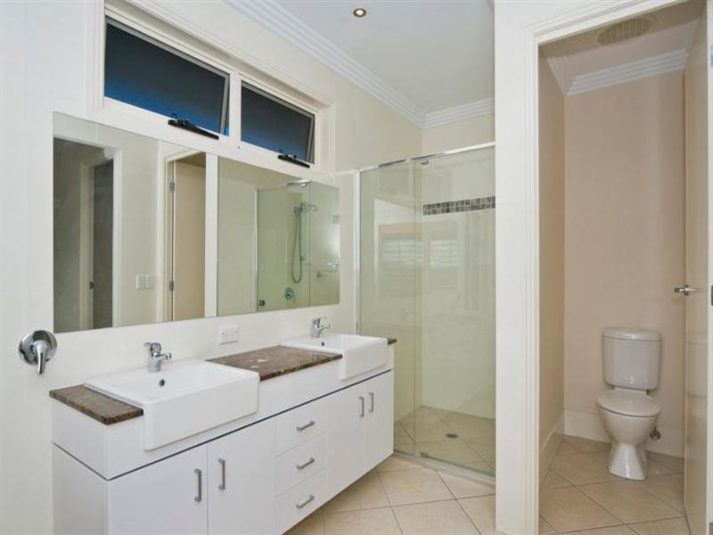 7404 Ellensbrook Drive, Hope Island QLD 4212