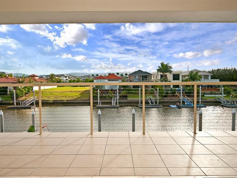 7404 Ellensbrook Drive, Hope Island QLD 4212