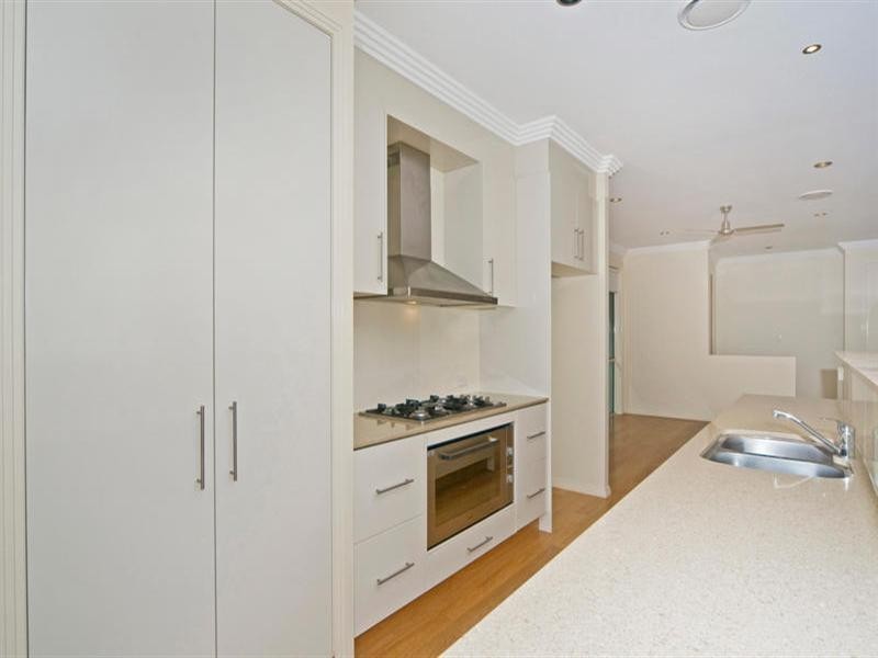 7404 Ellensbrook Drive, Hope Island QLD 4212