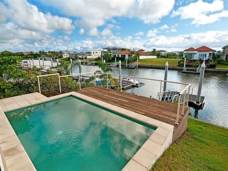 7404 Ellensbrook Drive, Hope Island QLD 4212