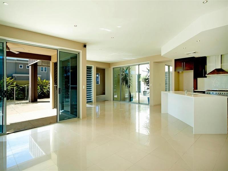 2508 Cressbrook Drive, Hope Island QLD 4212