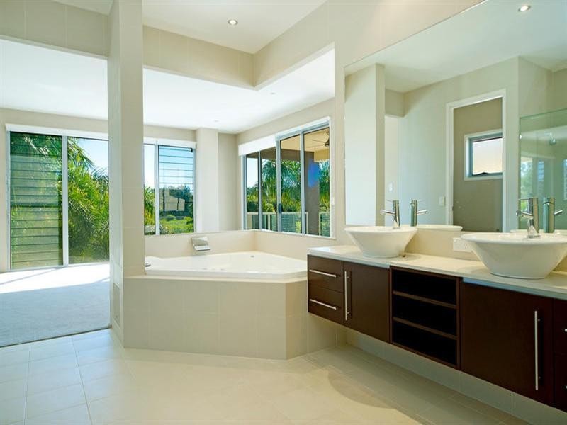 2508 Cressbrook Drive, Hope Island QLD 4212