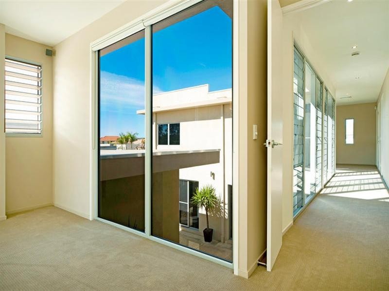 2508 Cressbrook Drive, Hope Island QLD 4212