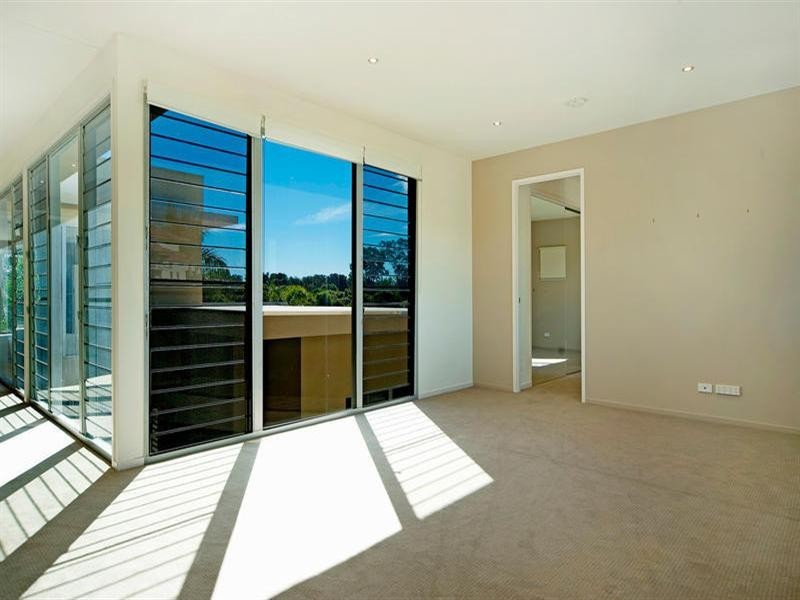2508 Cressbrook Drive, Hope Island QLD 4212