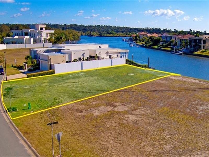 2604 Gracemere Circuit North, Hope Island QLD 4212