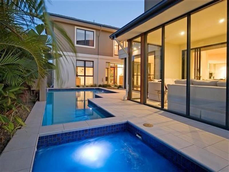 2505 Cressbrook Drive, Hope Island QLD 4212