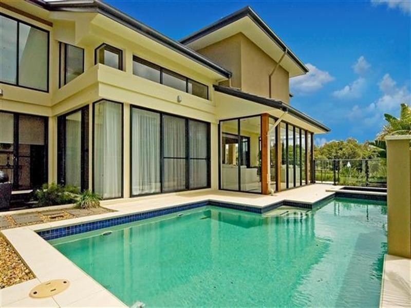 2505 Cressbrook Drive, Hope Island QLD 4212