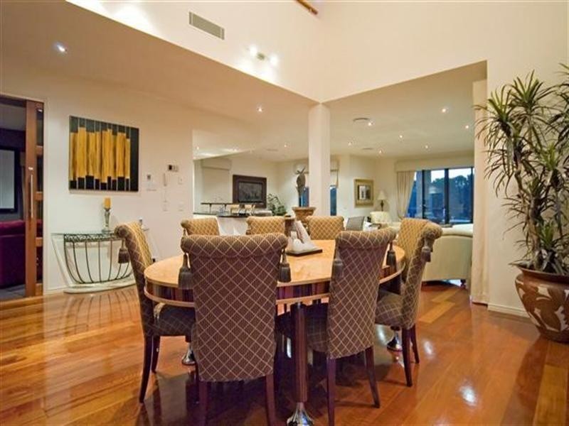 2505 Cressbrook Drive, Hope Island QLD 4212