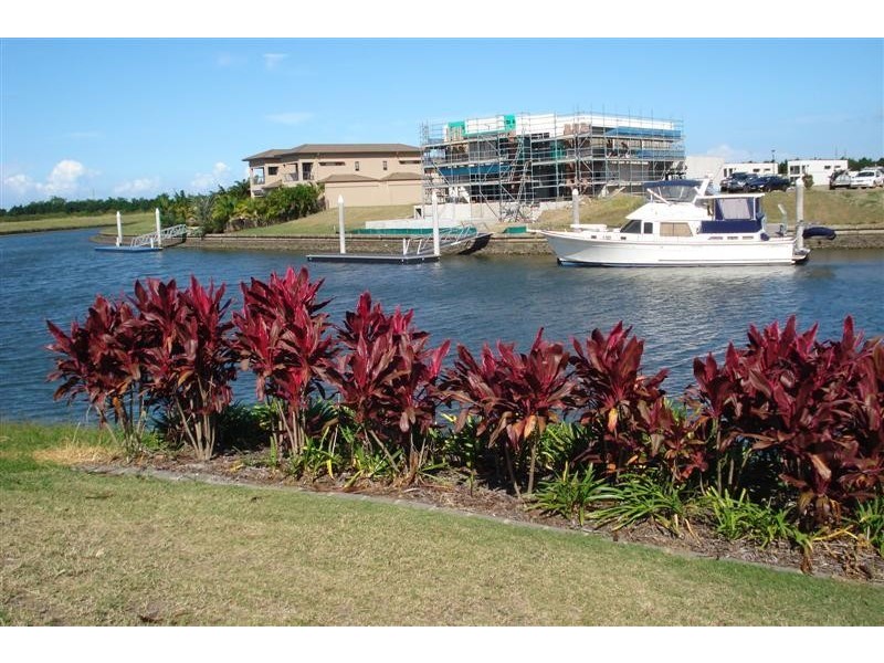 2634 Virginia Drive, Hope Island QLD 4212