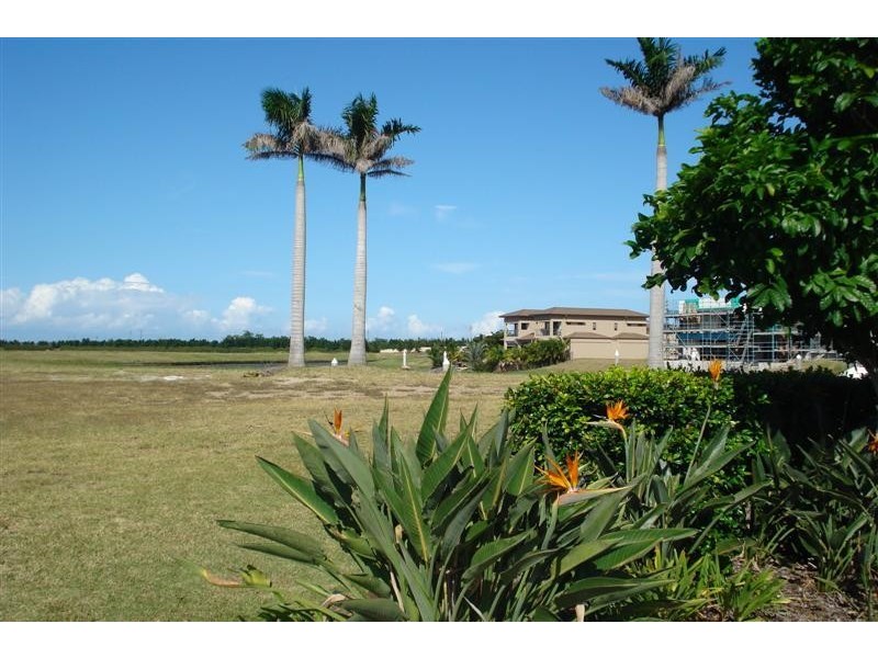 2634 Virginia Drive, Hope Island QLD 4212