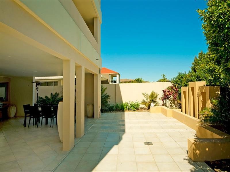 2541 Gracemere Circuit, Hope Island QLD 4212