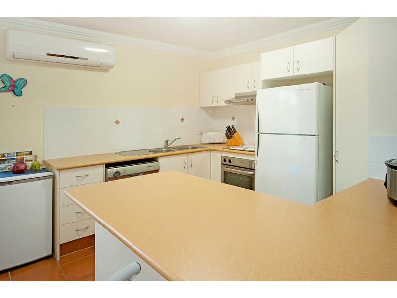 17 Stromlo Court, Pacific Pines QLD 4211