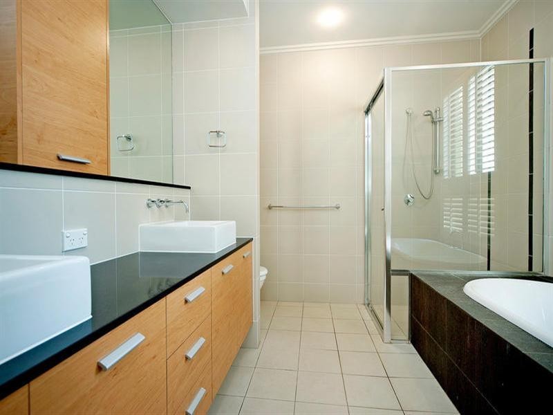 6018 Calardo Avenue, Hope Island QLD 4212