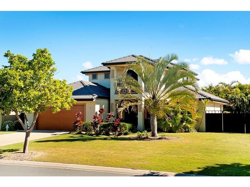 9 Calmwater Crescent, Oyster Cove, Hope Island QLD 4212