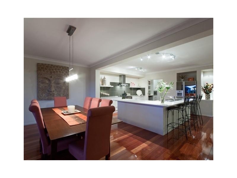 Hope Island QLD 4212