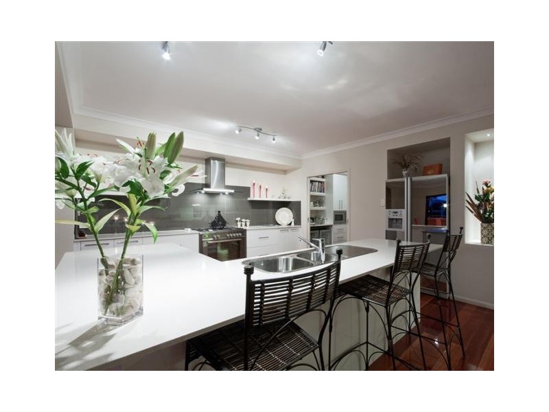 Hope Island QLD 4212