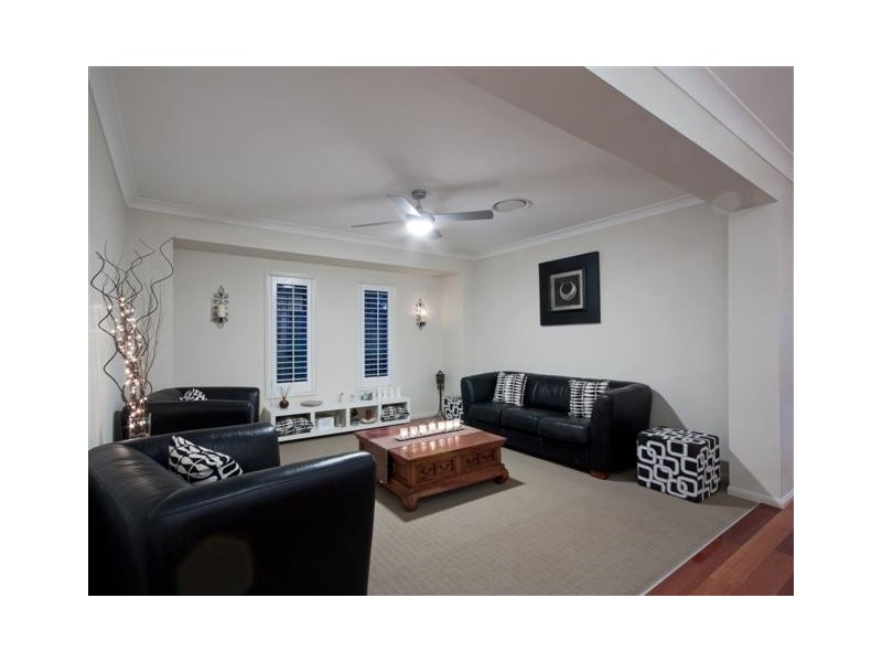 Hope Island QLD 4212