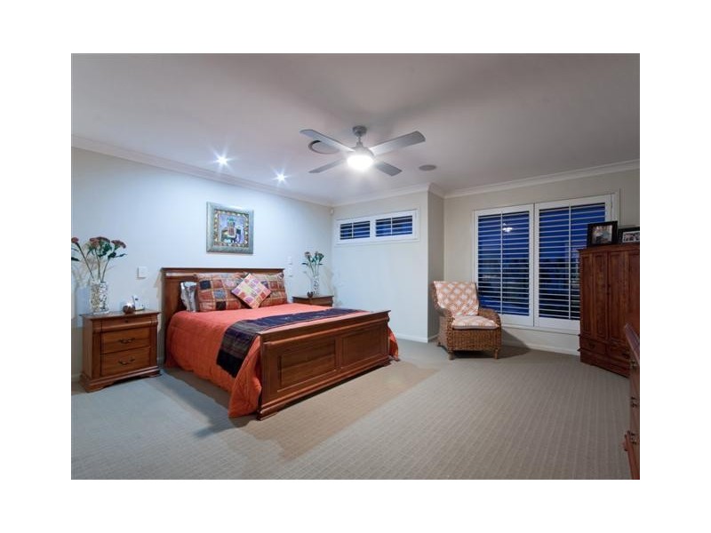 Hope Island QLD 4212