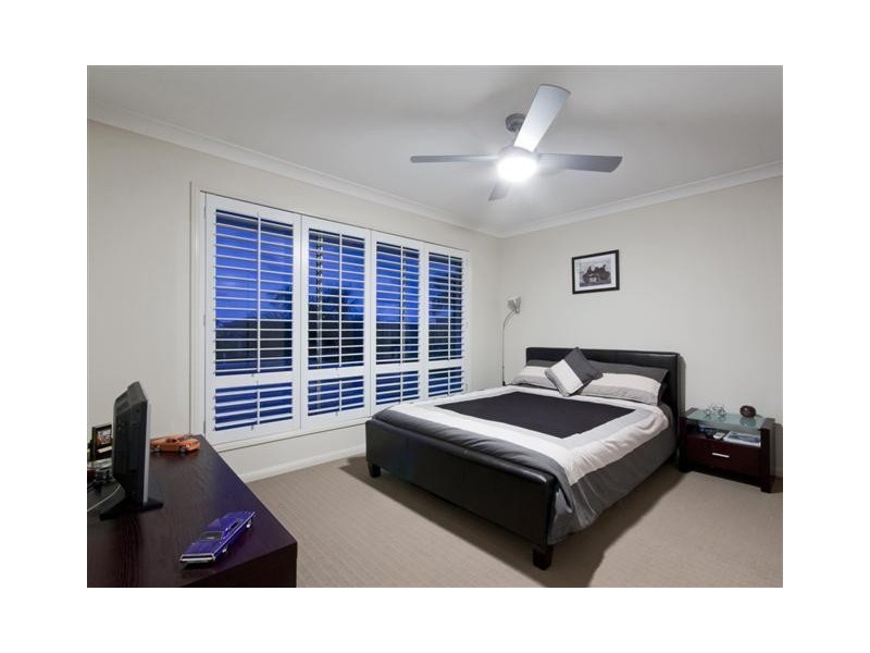 Hope Island QLD 4212