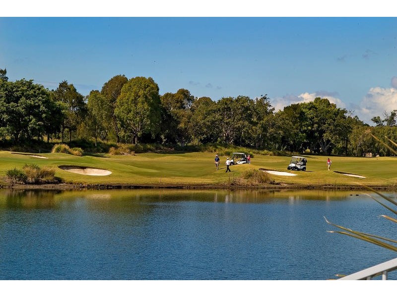 6174 Murten Court, Hope Island QLD 4212