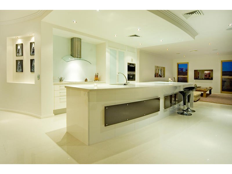 6174 Murten Court, Hope Island QLD 4212