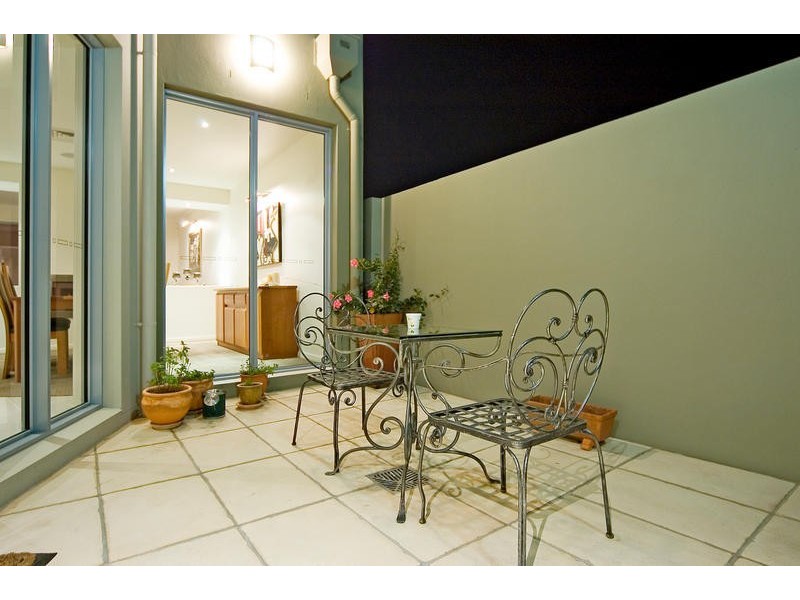 6174 Murten Court, Hope Island QLD 4212