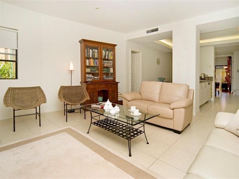 3246 The Palladian Drive, Hope Island QLD 4212