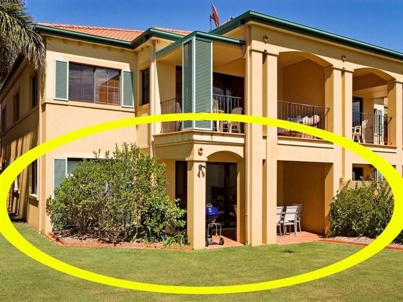 3246 The Palladian Drive, Hope Island QLD 4212